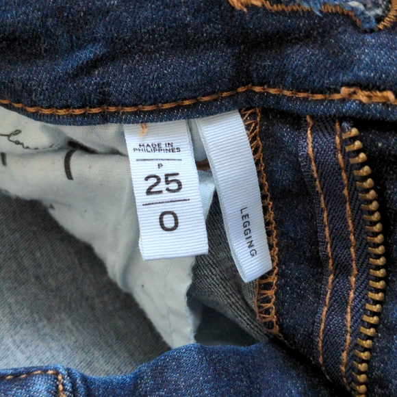 Jeans - Picture 3 of 4